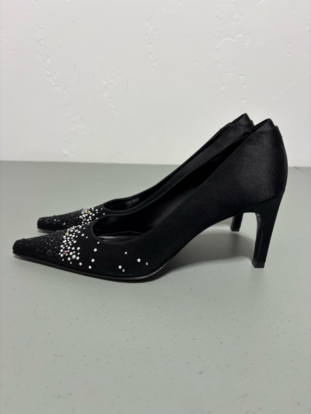 St. John Collection Black Satin Women's Heels Elegant Formal Pointed Toe 9B - Picture 6 of 16